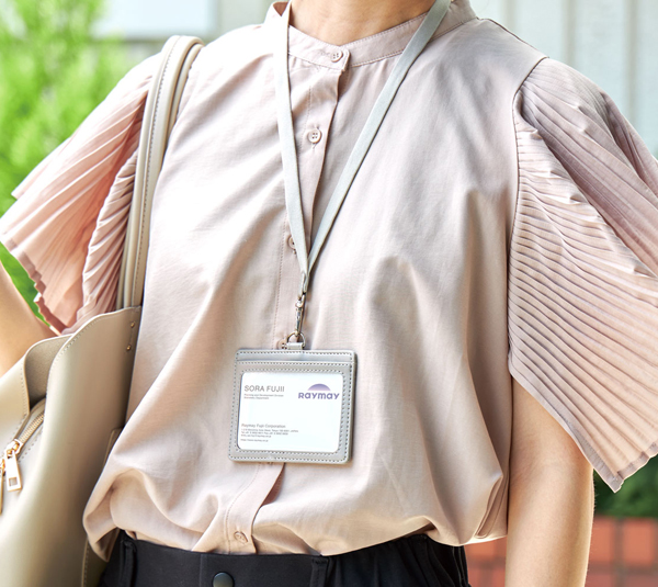 グロワール IDホルダー GLP1172 名入れ特徴1